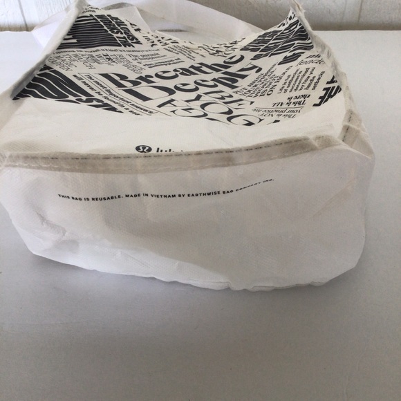 LULULEMON MANIFESTO SMALL REUSABLE TOTE - Picture 5 of 11